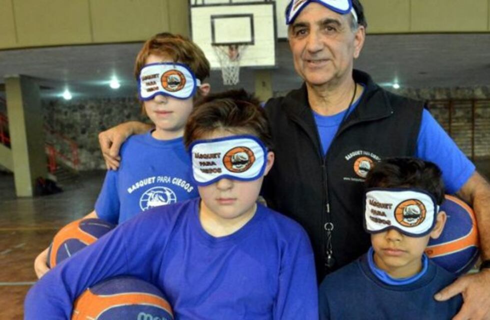 Se jubiló una leyenda del deporte: Walter Garrone deja de ser profe de gimnasia