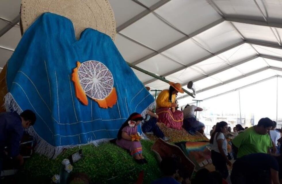 Bienvenida Primavera: Las carrozas llegaron a la Ciudad Cultural