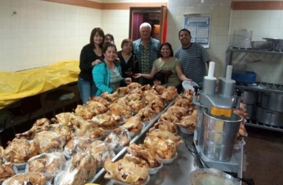 Solidarios: se entregaron 400 cenas navideñas