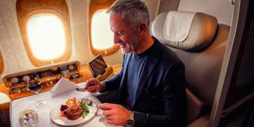 Así es la primera clase del lujoso avión en el que Mauricio Macri viaja a Dubai