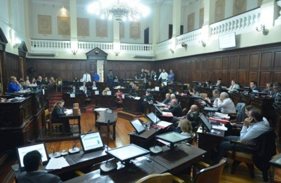 El Senado aprobó la reforma política que propuso el Ejecutivo