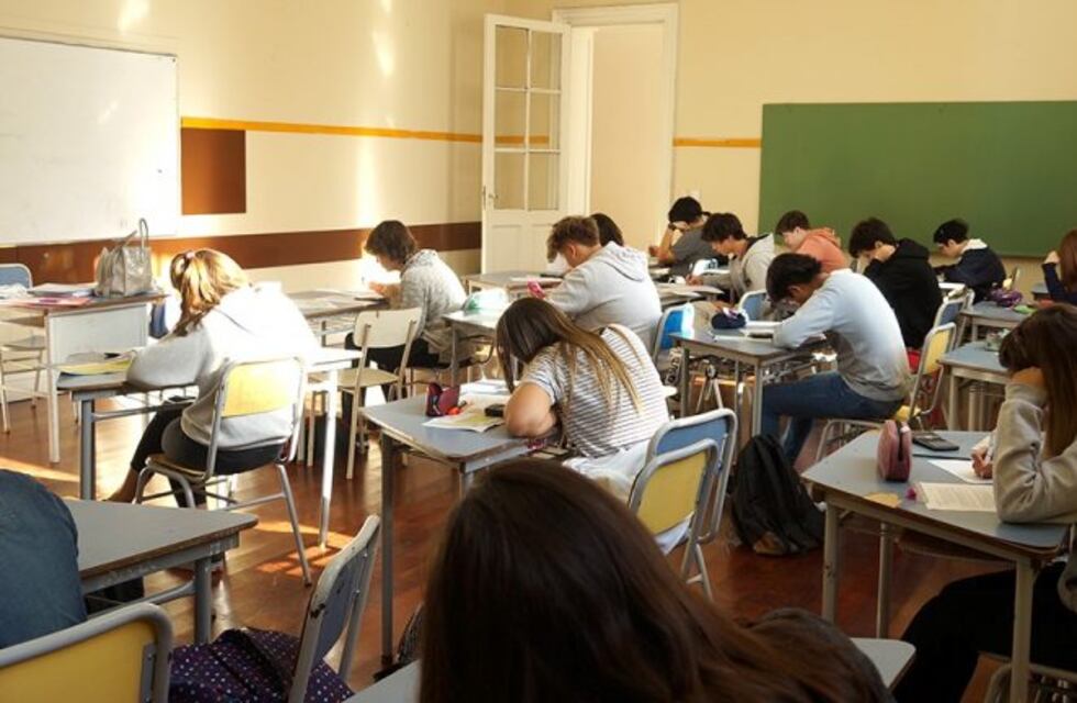 Oficializaron el nuevo sistema para chicos que deben hasta cuatro materias