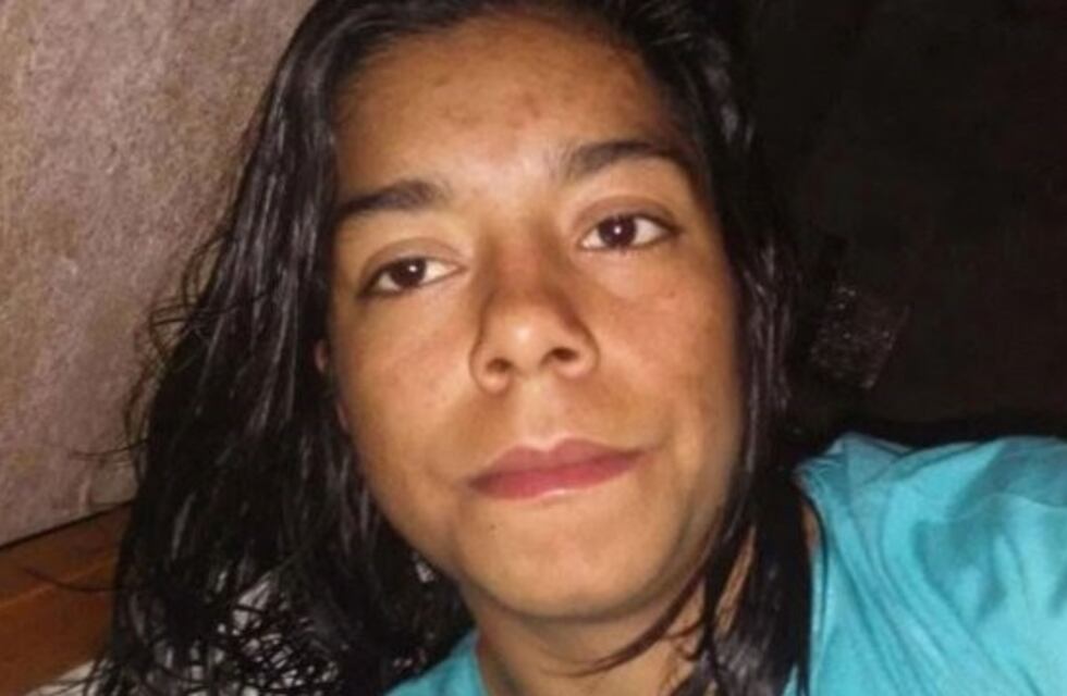 Allanaron cinco viviendas y pasaron a disponibilidad a dos policías por el caso Rosalía