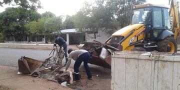 Descacharrado en barrios del oeste de Posadas\u002E (Municipio)