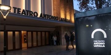 El Cine Teatro Antonio Lafalla abrió sus puertas y la cultura y el entretenimiento tiene nuevamente su espacio\u002E