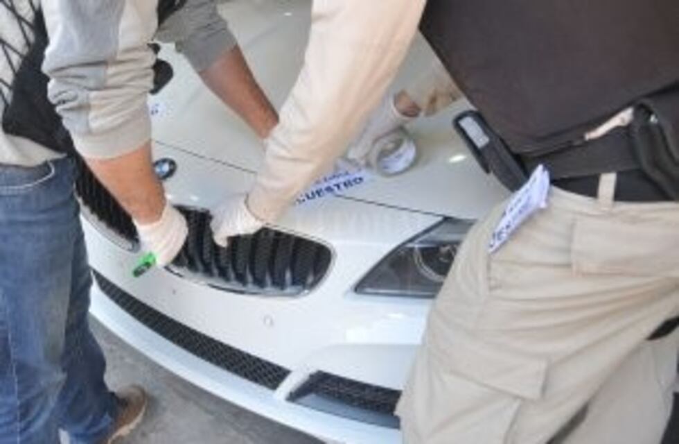 Decía ser sobrina de Patricia Bullrich para vender autos decomisados