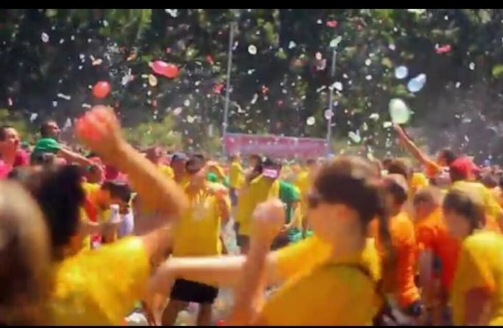 Se hace viral la convocatoria para una guerra de bombuchas en Rosario