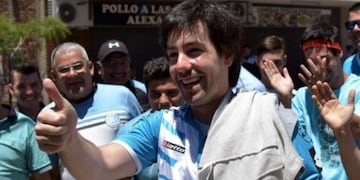 Reconocido hincha de Belgrano, el mago fue elegido personaje histórico del fútbol en Paso a paso\u002E