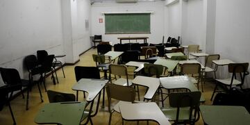 DYN06, LA PLATA, 05/03/2017, DOCENTES DE LAS ESCUELAS Pu00daBLICAS DE TODO EL PAu00cdS, INCLUIDOS VARIOS GREMIOS QUE YA ACEPTARON SUBAS SALARIALES, INICIARu00c1N MAu00d1ANA UN PARO DE DOS Du00cdAS QUE IMPEDIRu00c1 EL COMIENZO NORMAL DE CLASES EN RECLAMO DE PARITARIAS NACIONALESF