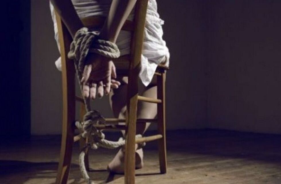 Una adolescente fue a ver a Godoy Cruz pero su ex suegro la secuestró y abusó de ella