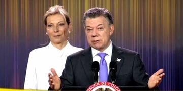 Santos en conferencia de prensa