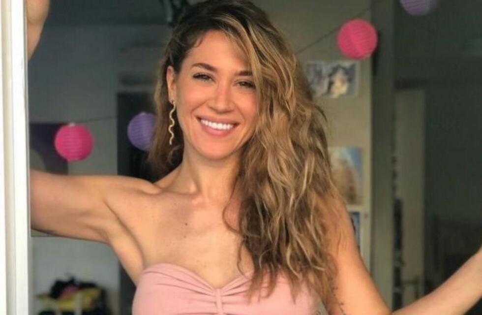 Mauro Caiazza le hizo un regalo de Navidad super ratonero a Jimena Barón