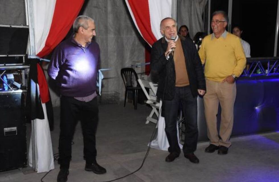 Construirán un puente sobre la autopista Aramburu y se asfaltarán las colectoras al predio ferial