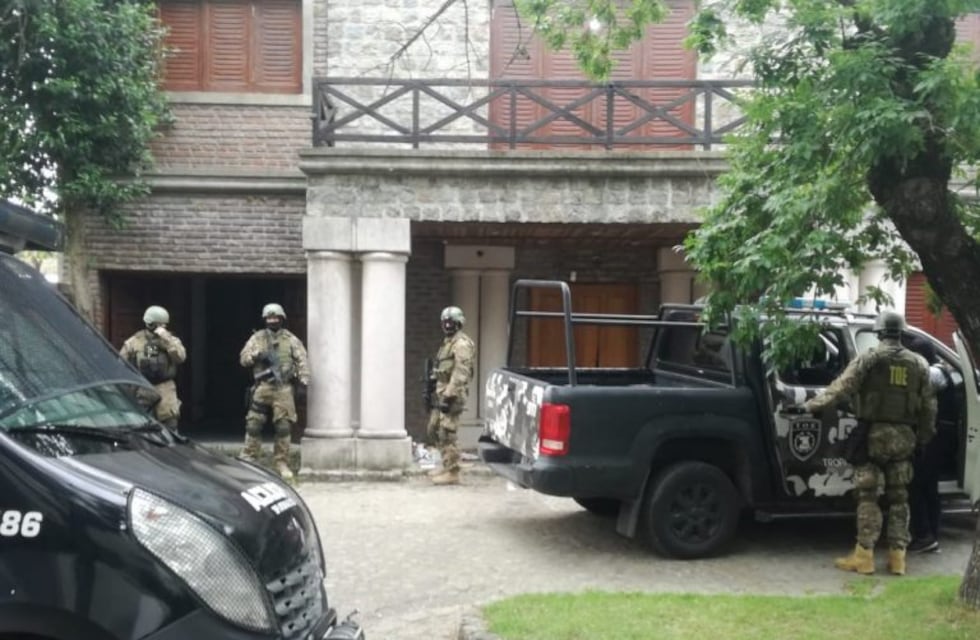Volvieron a inspeccionar la casona donde mataron a "Ema Pimpi" Sandoval