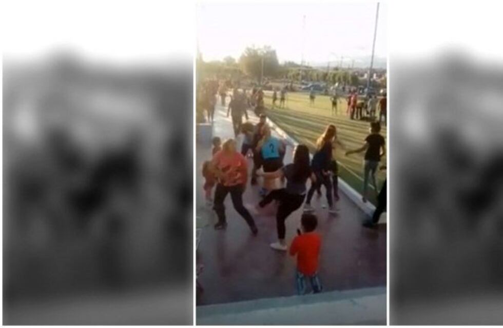 Un torneo de mamis hockey terminó a las piñas