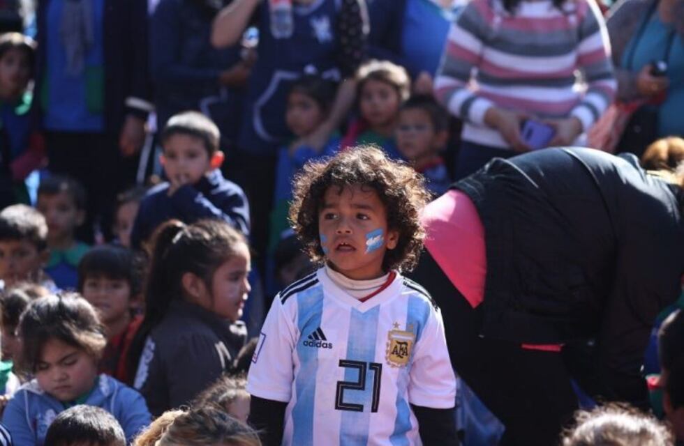 Los estudiantes podrán ver los partidos de la Selección en las escuelas