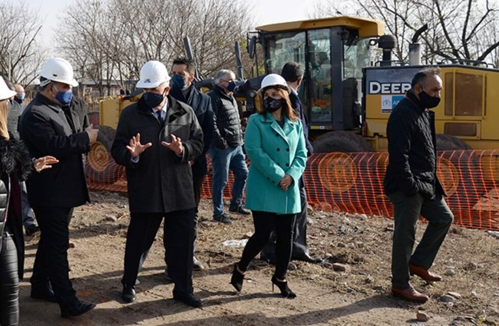 Alderetes: Manzur y Jaldo visitaron la urbanización del Barrio Antena