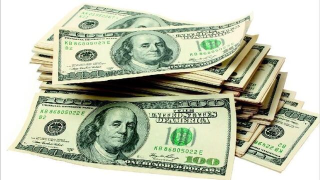 El dólar "blue" cerró a $357 este martes.