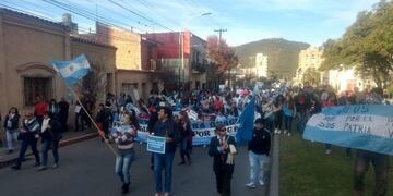 Marcha pro vida en Salta\u002E (FIore)