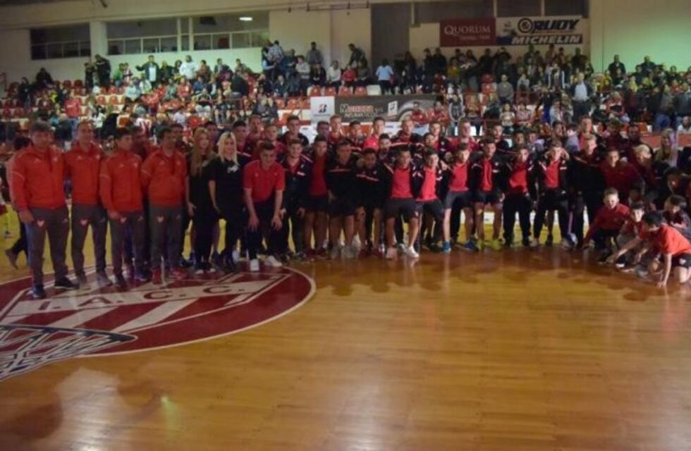 Instituto y la doble presentación de sus planteles
