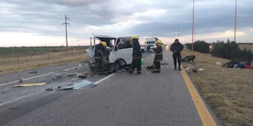 La traffic impactó de atrás a un camión\u002E Foto: Policía de San Luis\u002E