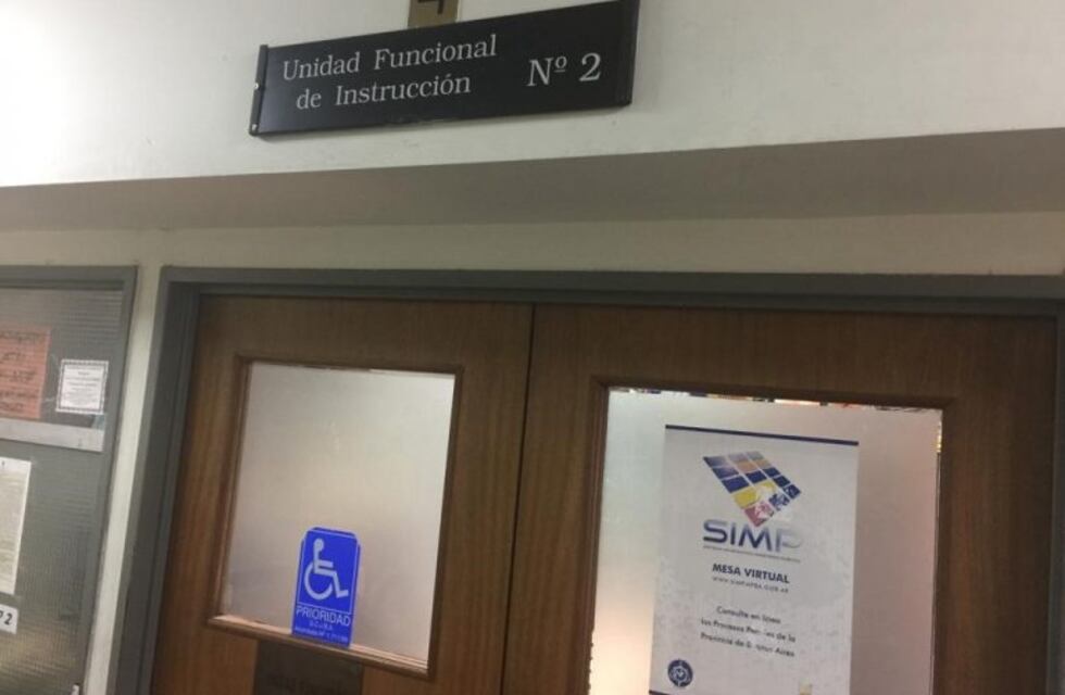 Horror en La Plata: acusan a una maestra de amordazar a sus alumnos