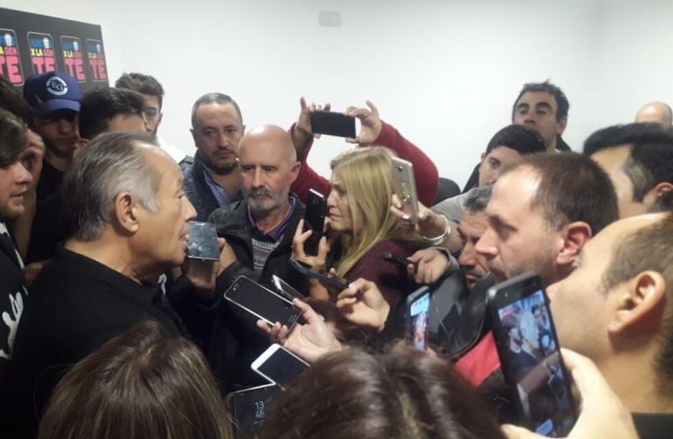 Adolfo Rodríguez Saá inauguró la sede "Juntos por la Gente"