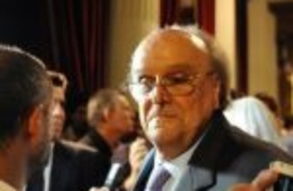 De Mendiguren pidió que el Gobierno se haga cargo de las promesas de campaña