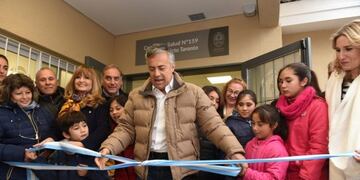 Cornejo inauguró Centro de Salud San Rafael