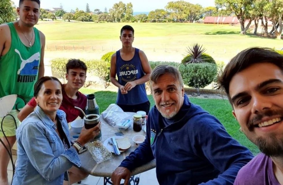 Abuelo goleador: nació el primer nieto de Gabriel Batistuta