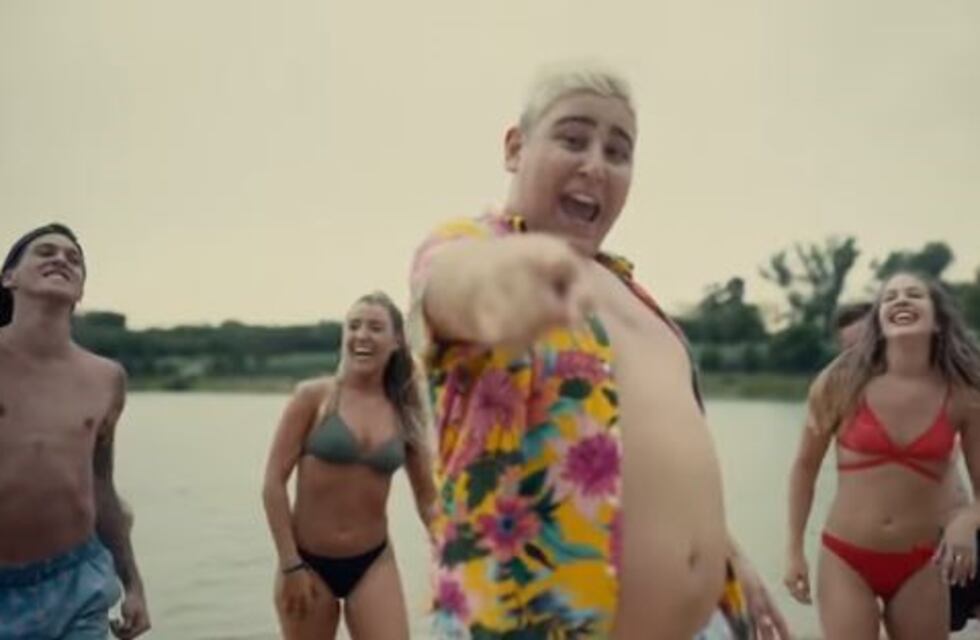 "El pasito del gordito": el nuevo tema del "Chapu" Martínez