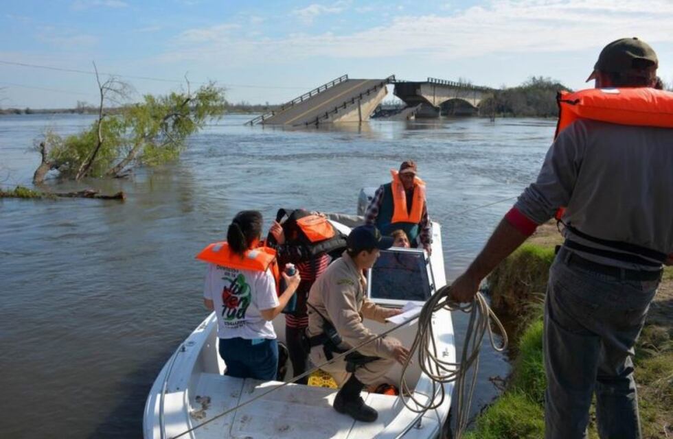Comenzaron las obras sobre el puente derruido en el arroyo Guazú