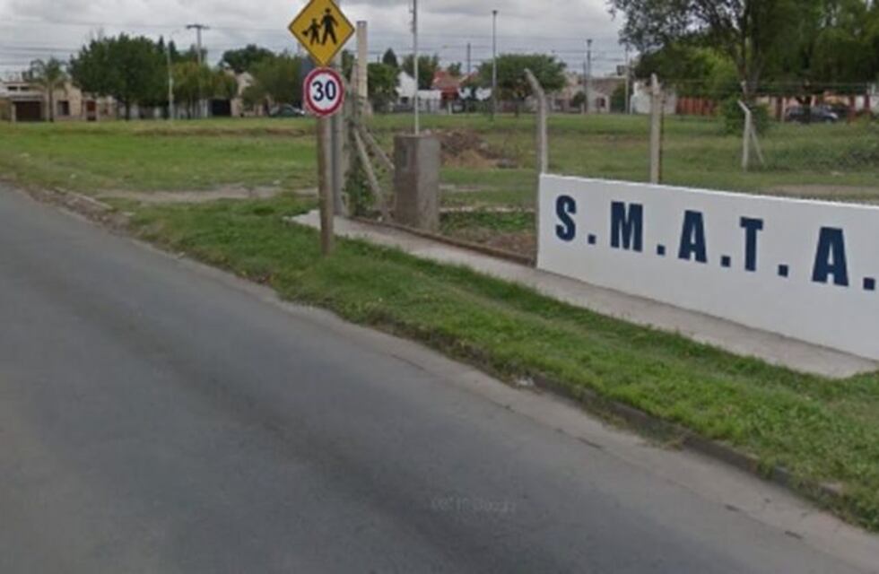 Córdoba: motochoro murió al chocar con un auto cuando escapaba