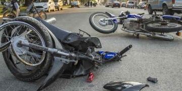 Los jóvenes conductores fueron derivados al Hospital San Felipe\u002E (Policiales San Nicolás)