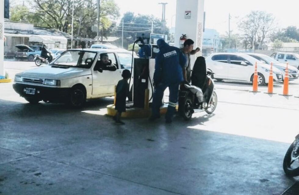 Las estaciones de servicio cierran a la noche por Navidad