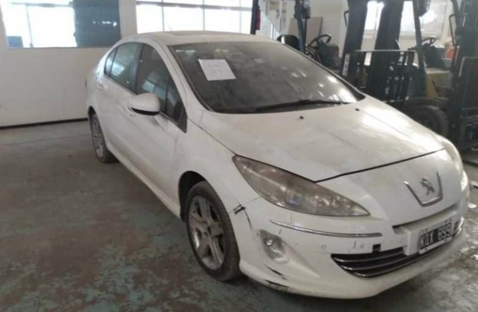 Subasta on line en Córdoba: autos, zapatillas, electrodomésticos y un edificio de $ 44 millones