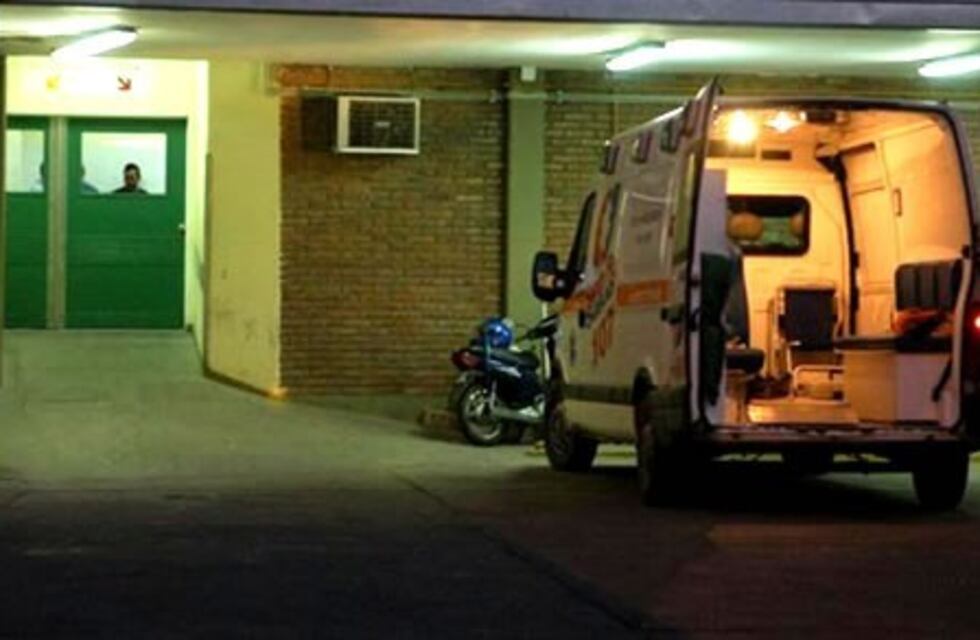 Golpeaba a su esposa y su hijo le disparó con una escopeta en el rostro para defenderla