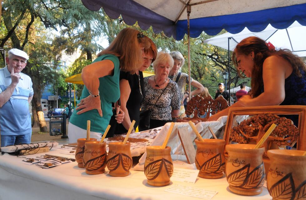 Bahía Blanca: con más de 400 artesanos comienza el Encuentro Nacional