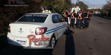 Fuerte choque entre dos taxistas