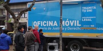 El móvil para hacer los trámites\u002E