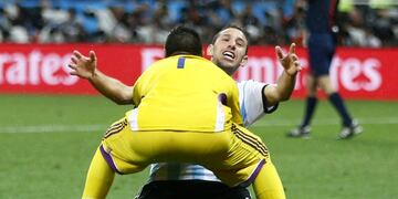 El ex capitán de Newell's fue el encargado de sellar el pase a la final en Brasil\u002E (EFE)