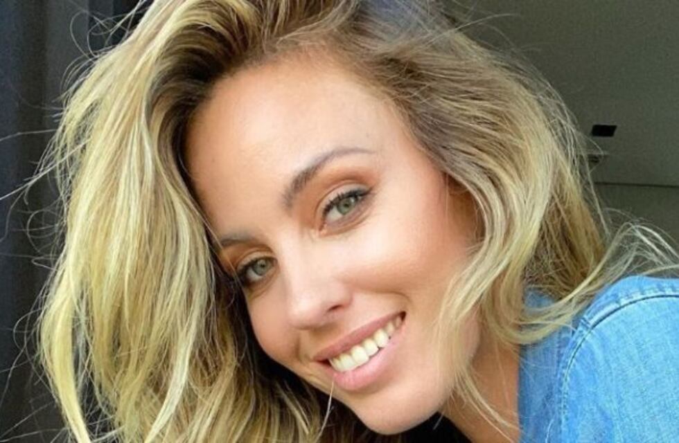 Rocío Guirao Díaz lució una trikini enteriza beige y encendió las redes sociales
