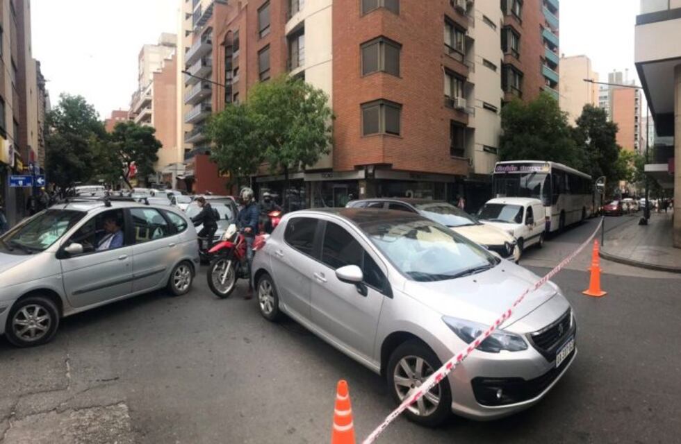¡Ni te asomés por el Centro! Los cortes y todo lo que pasa por el Congreso de la Lengua