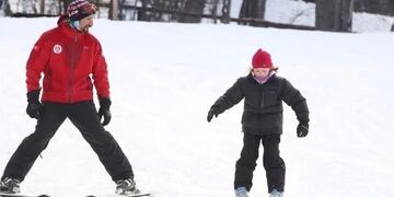 Habilitan pistas hasta 100 esquiadores