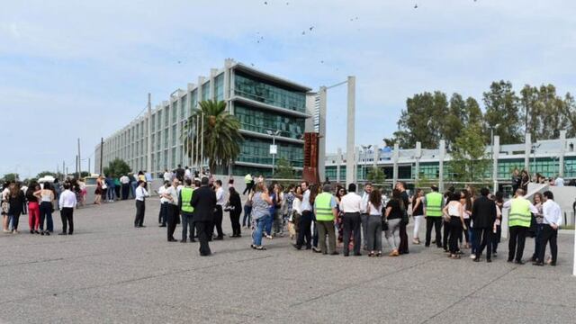 Simulacro de incendio en el Centro Judicial (Plan B Noticias)