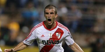 Ivan Alonso of Argentina's River Plate celebrates after scoring against Trujillanos of Venezuela during their Copa Libertadores soccer match in Valera, Venezuela, Thursday, Feb\u002E 25, 2016\u002E (AP Photo/Fernando Llano) venezuela ivan alonso campeonato torneo copa libertadores 2016 futbol futbolistas partido Trujillanos river plate