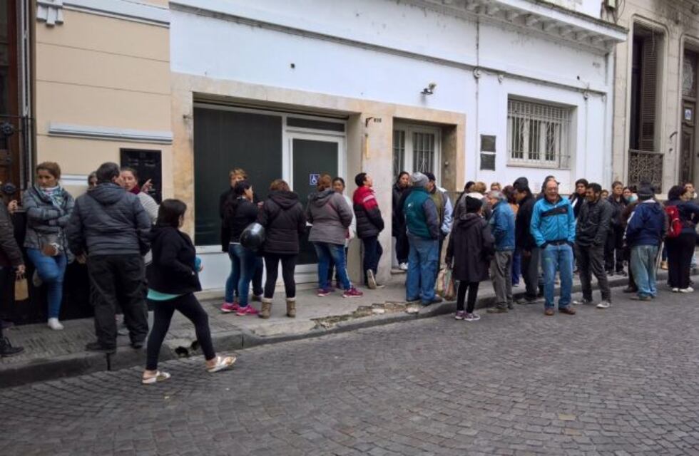 Vendedores ambulantes de La Saladita de la zona sur reclaman ser habilitados para trabajar