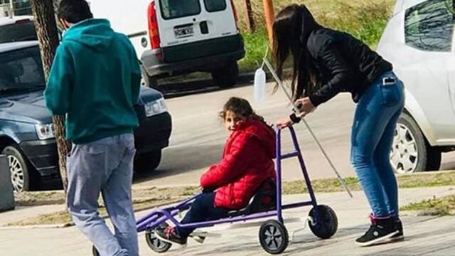 Alumnos de Diseño Industrial de la Universidad de Villa María que cursan en San Francisco fabricaron estos \