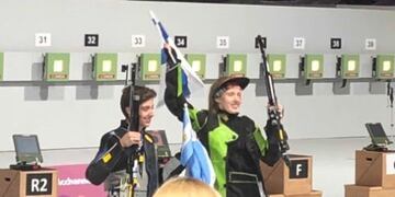 Facundo Firmapaz, bronce olímpico en tiro deportivo junto a la finlandesa Kemmpi\u002E