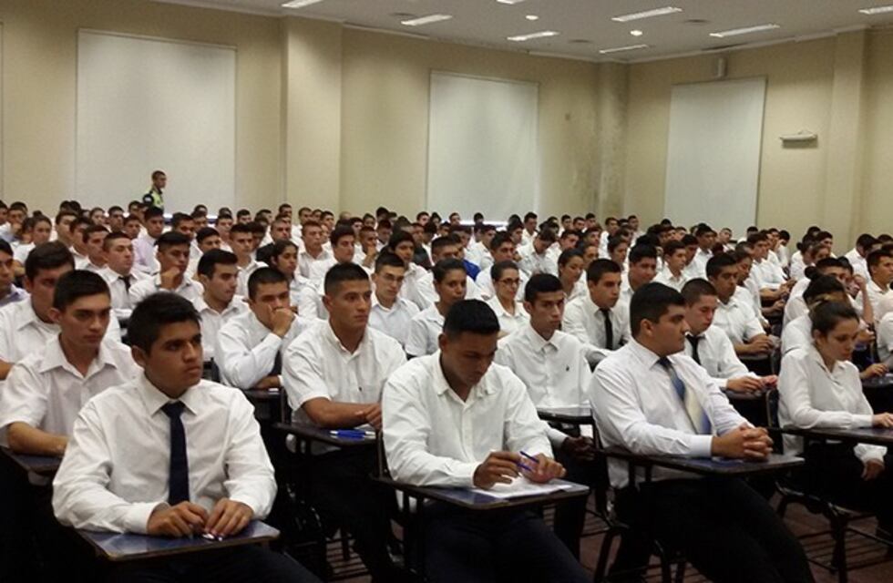 Capacitan a aspirantes a agentes sobre diversidad sexual